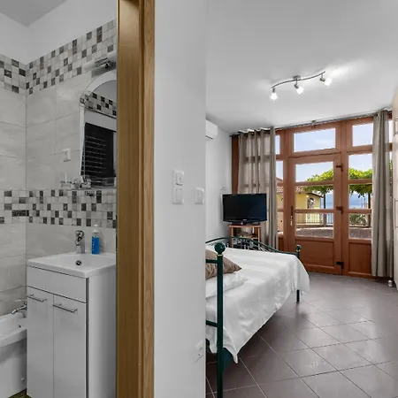 Studio-apartman Rogac